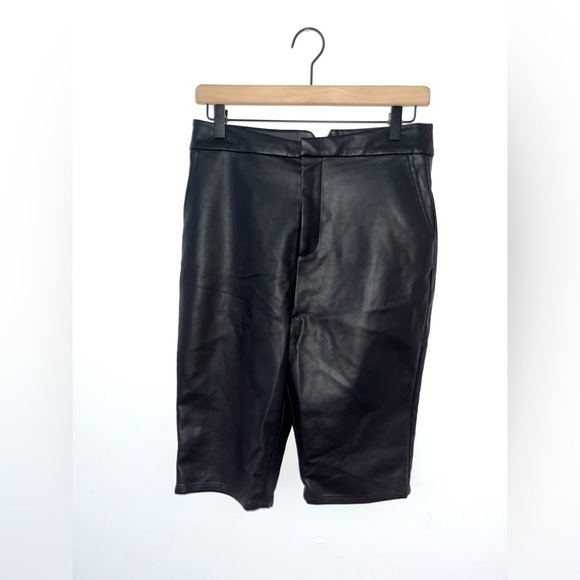 LPA Faux Leather Nino Biker Shorts in Black Size Medium - Picture 7 of 10